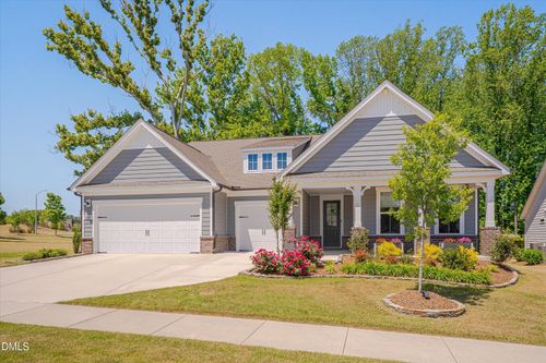 1501 Carolina Park Dr, Fuquay-Varina, NC, 27526-3332 | Card Image