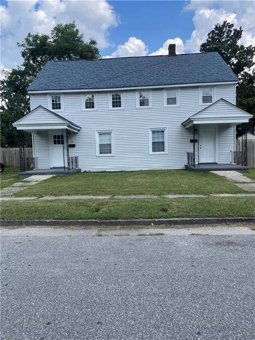 76 Decatur St, Portsmouth, VA, 23702-2735 | Card Image