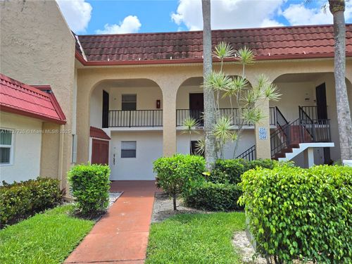 238-238 Lake Dora Dr, West Palm Beach, FL, 33411-2357 | Card Image