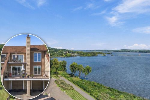 137 Riverview, Port Ewen, NY, 12466-5111 | Card Image