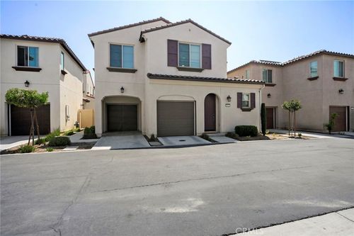 1927 S Apple Tree Way, San Bernardino, CA, 92408-4304 | Card Image