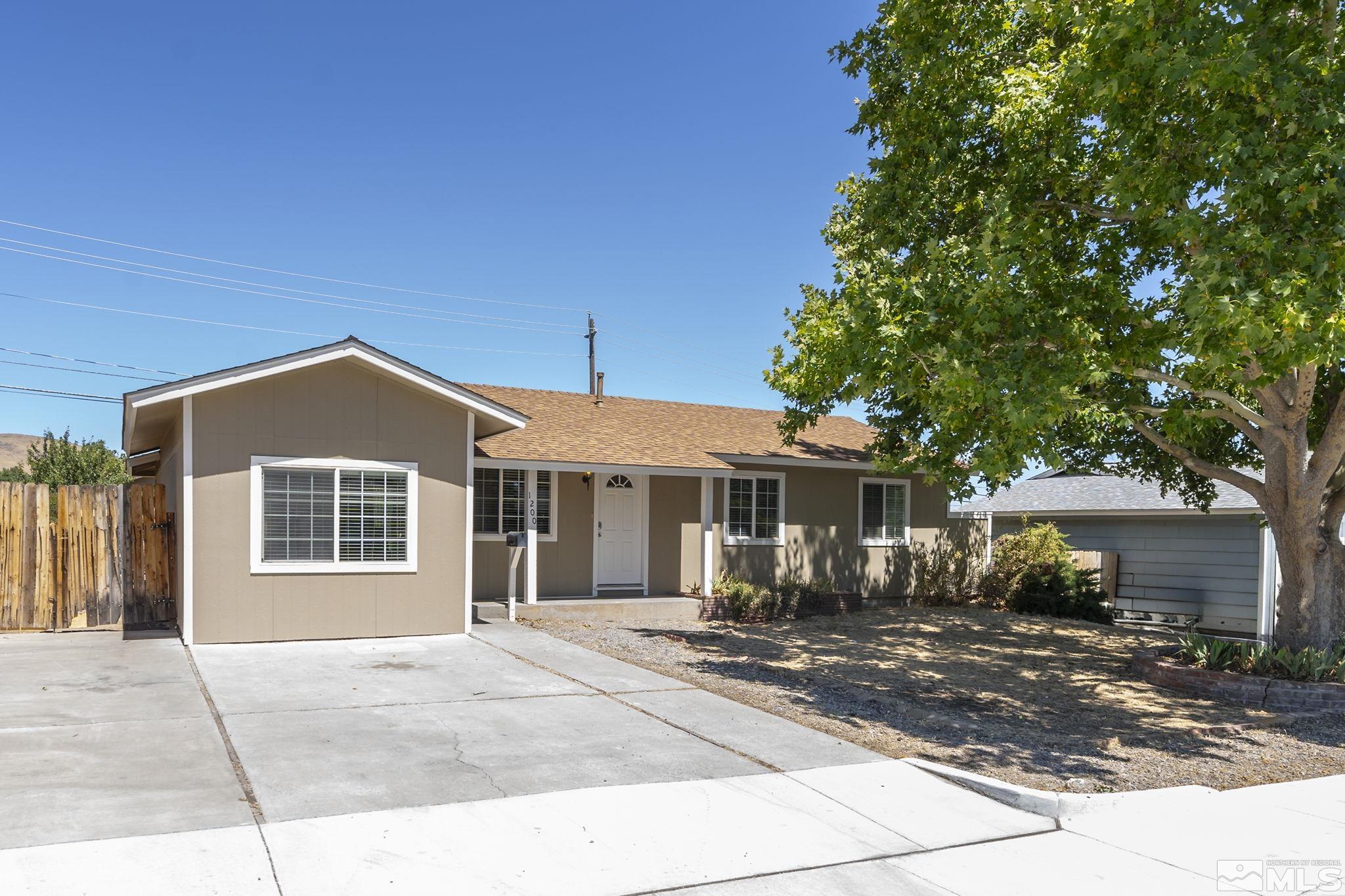 Akard Dr, Reno, NV 89503