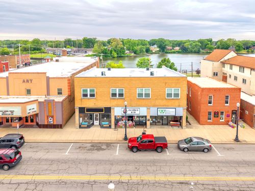 220 Main St, Hobart, IN, 46342 | Card Image