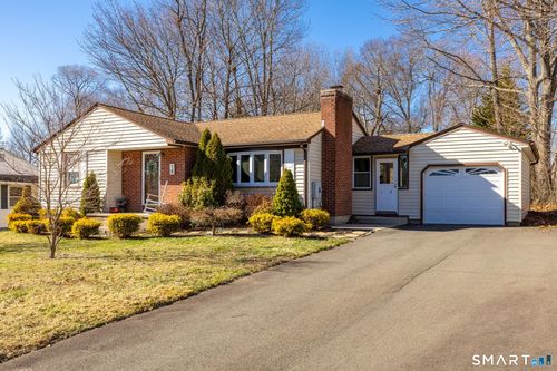 18 Debra Ln, Bristol, CT, 06010-2724 | Card Image