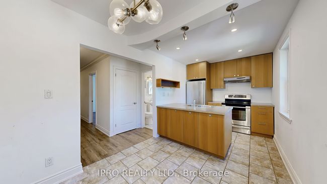 12 Lark St, House attached with 4 bedrooms, 3 bathrooms and 1 parking in Toronto ON | Image 23