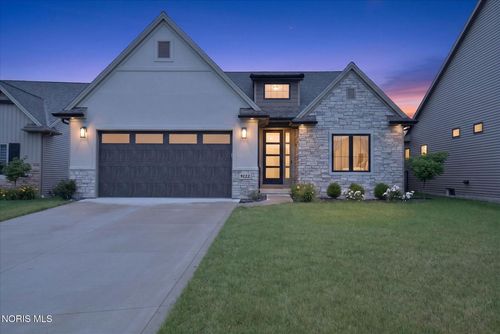 9222 Grande Ct, Sylvania, OH, 43560-8219 | Card Image