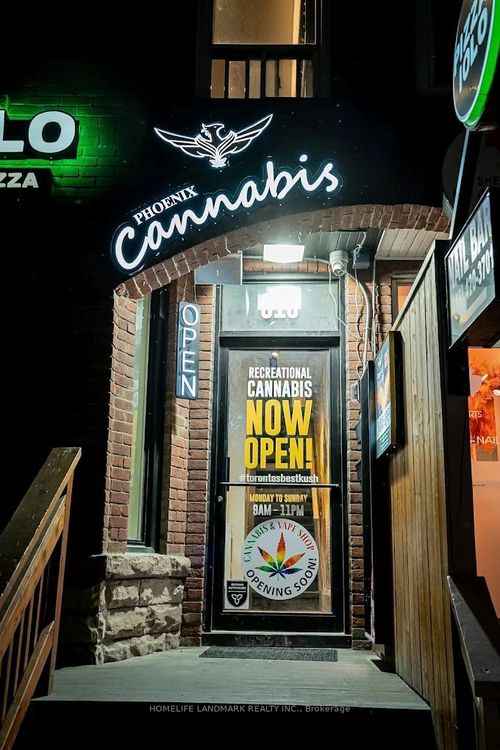 {{alt}} | Card Image