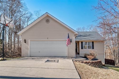 7 Bradwell Ln, Bella Vista, AR, 72715-6934 | Card Image