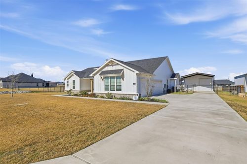 116 Oak Grove Dr, Rhome, TX, 76078-4297 | Card Image