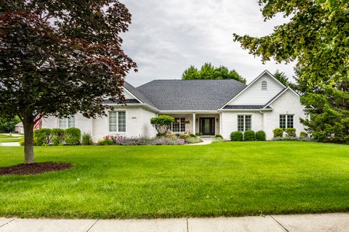 9678 Winter Way, Zionsville, IN, 46077-8241 | Card Image