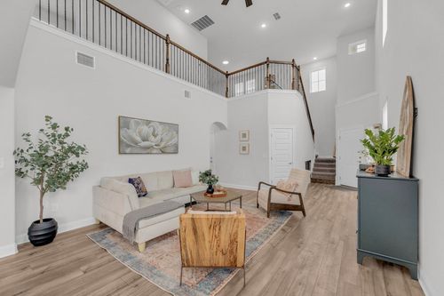 6514 Marsh Ln, Buda, TX, 78610-4563 | Card Image