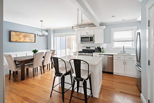182 E St, Boston, MA, 02127-2996 | Card Image