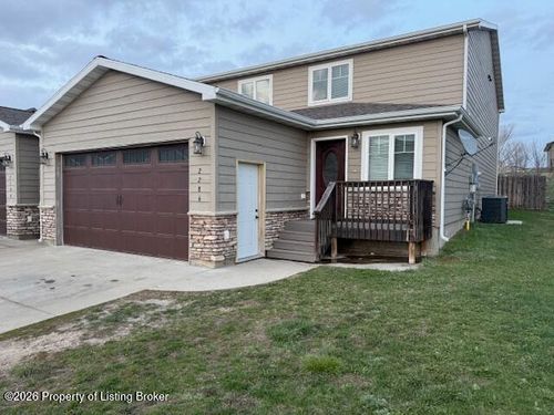 2286 Prairie Oak Dr, Dickinson, ND, 58601-6727 | Card Image