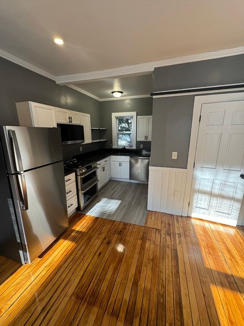 apt-2-95 Bradford Ave, Haverhill, MA, 01835-7296 | Card Image