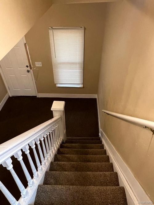 5891 Vancourt St, Detroit, MI, 48210-1297 | Card Image