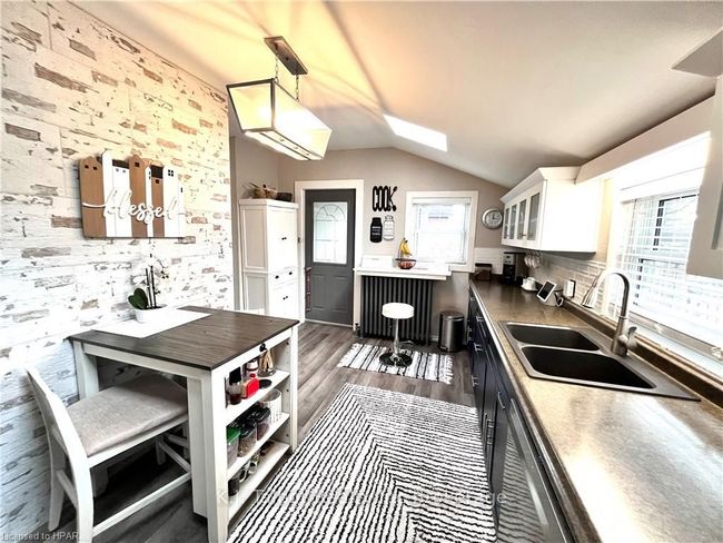 127 Victoria St N, House other with 3 bedrooms, 2 bathrooms and 3 parking in Goderich ON | Image 14