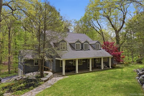 29 E Kinnicutt Rd E, Pound Ridge, NY, 10576-1807 | Card Image