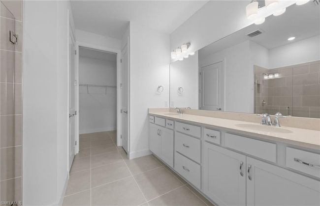12662 Pyrite Ct, Condo with 2 bedrooms, 2 bathrooms and 2 parking in Alva FL | Image 19