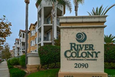 115 - Camino De La Reina, Condo with 2 bedrooms, 2 bathrooms and 2 parking in San Diego CA | Image 2