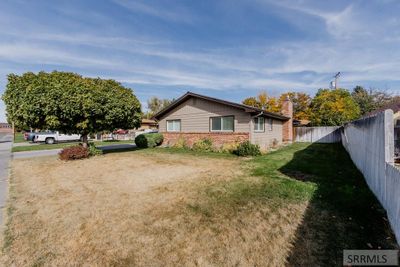 2281 Arctic Avenue, House other with 3 bedrooms, 2 bathrooms and 2 parking in Idaho Falls ID | Image 2