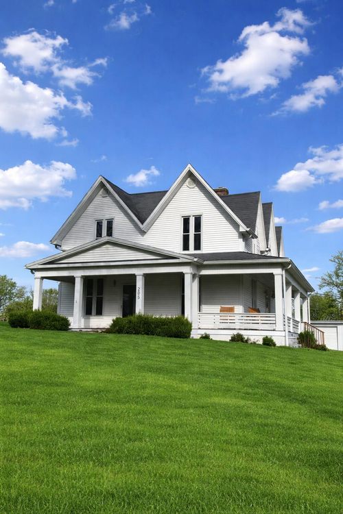 205 W 1st St, Perryville, KY, 40468-1083 | Card Image