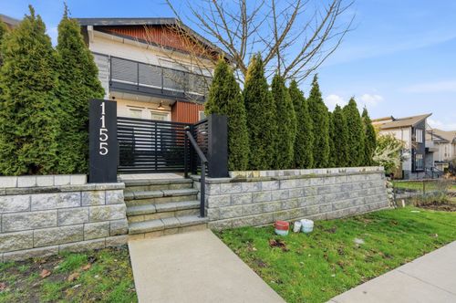 1155 Renfrew St, Vancouver, BC, V5K4C1 | Card Image