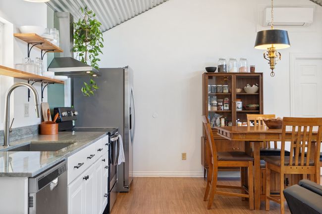 1390 County Road 2850, House other with 2 bedrooms, 2 bathrooms and null parking in Honey Grove TX | Image 11