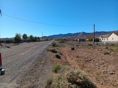12460 Seneca Rd, Stagecoach, NV, 89429-8522 | Card Image