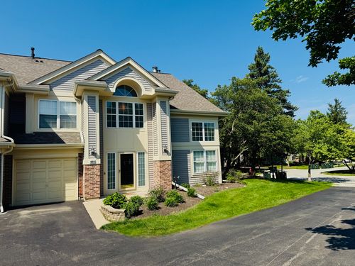 603 Stone Brook Ct, Elk Grove Village, IL, 60007-4095 | Card Image