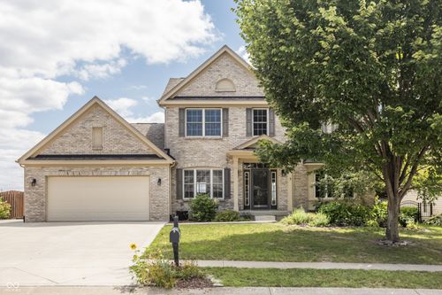 8167 Northpoint Dr, Brownsburg, IN, 46112-7685 | Card Image