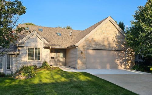 353 Quail Point Drive, Mount Pleasant, WI, 53406 | Card Image