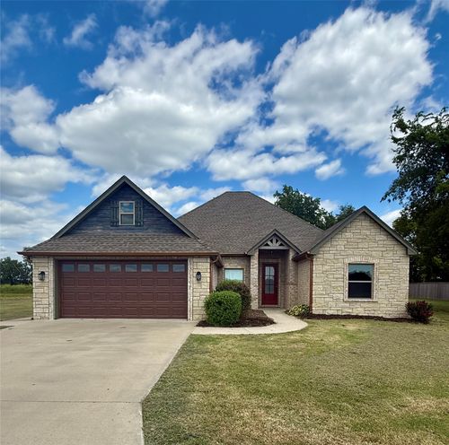 590 Adair Estates Cir, Adair, OK, 74330-5003 | Card Image