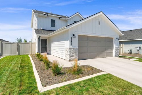 18407 N Fire Ice Ave, Nampa, ID, 83687-4612 | Card Image