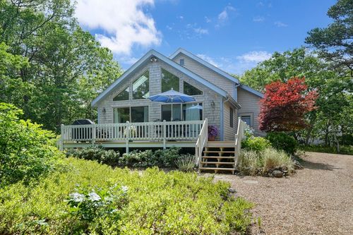 10 Eagles Nest, Edgartown, MA, 02539-6330 | Card Image