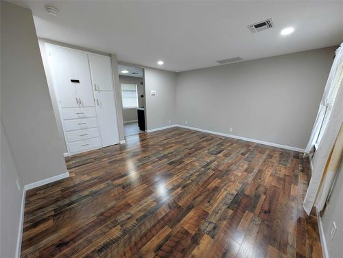 2216 Hasley Drive, Oklahoma City, OK, 73120 | Card Image