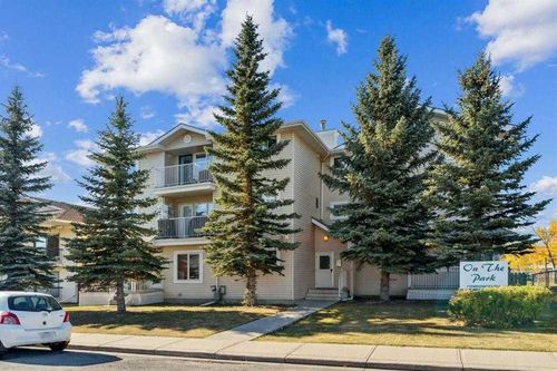 303-4327 75 St Nw, Calgary, AB, T3B2M7 | Card Image