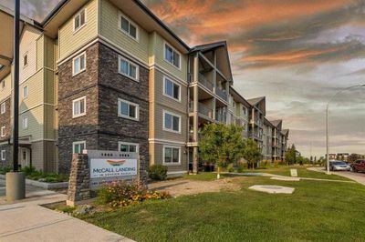 4207 - 181 Skyview Ranch Manor Ne, Condo with 1 bedrooms, 1 bathrooms and 1 parking in Calgary AB | Image 3