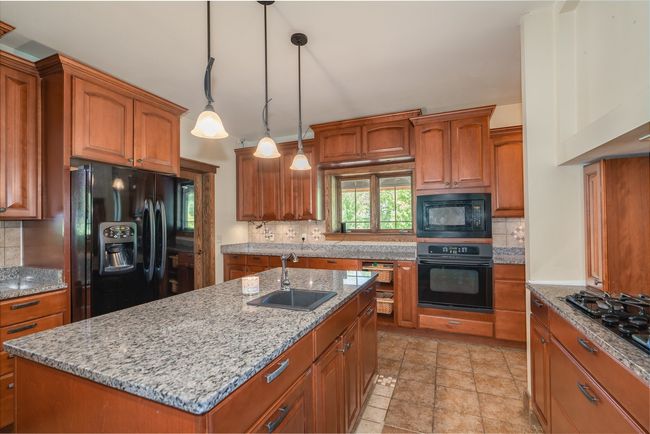 2268 E 2250 North Rd, Home with 3 bedrooms, 4 bathrooms and null parking in Carlock IL | Image 12