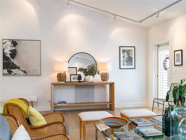 5510 San Vicente St, House other with 3 bedrooms, 3 bathrooms and null parking in Coral Gables FL | Image 9