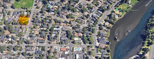 1204 Nw Ithaca Ave, Bend, OR, 97703-2221 | Card Image