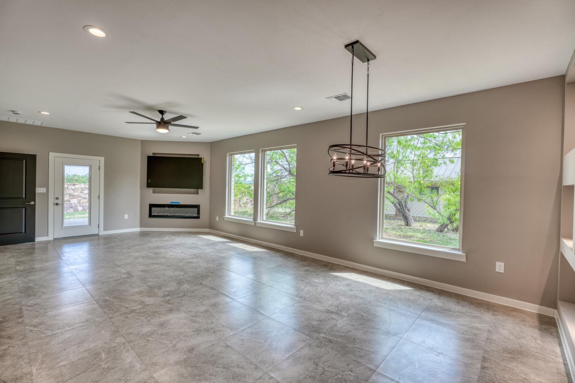 Residential in Horseshoe Bay 5
