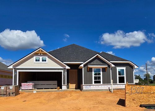 1507 Grace Acres Lane, Longview, TX, 75605 | Card Image