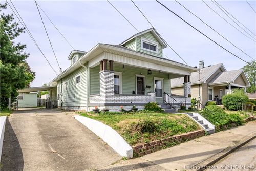 247 Clay St, New Albany, IN, 47150-4710 | Card Image
