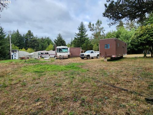 47520 Highway 101, Langlois, OR, 97450-9731 | Card Image