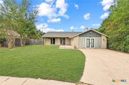 800 Carmen St, Killeen, TX, 76541-7654 | Card Image