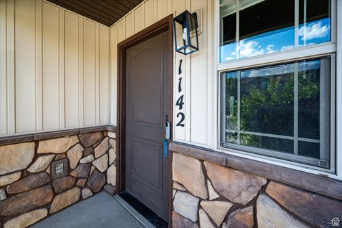 1142 Lancelot Ln, West Haven, UT, 84401-7067 | Card Image