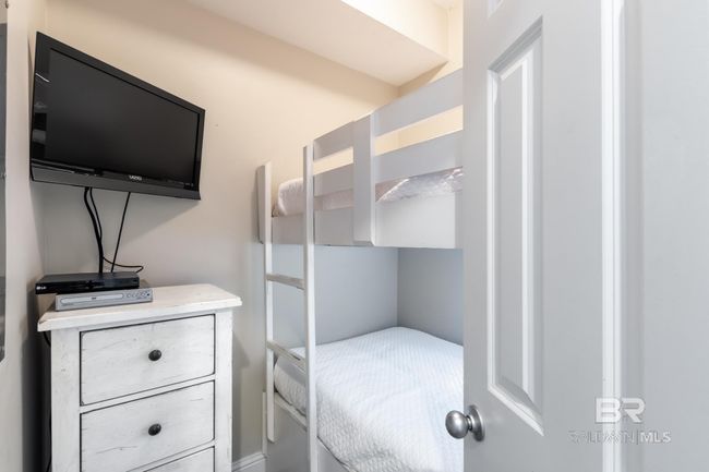 Bedroom | Image 30