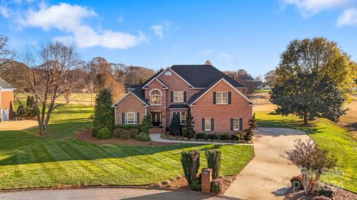 2425 Birdie Lane Ne, Conover, NC, 28613 | Card Image