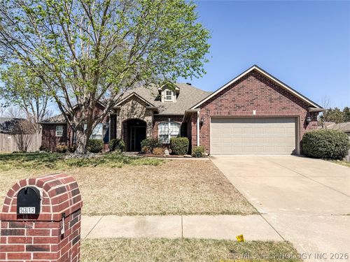 5312 Richmond Dr, Bartlesville, OK, 74006-6954 | Card Image