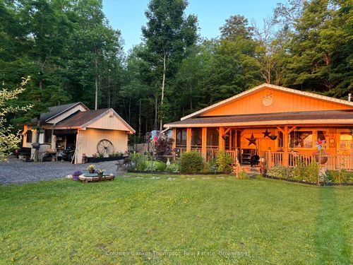 175 W Point Dr, Burks Falls, ON, P0A1C0 | Card Image